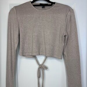 NWOT forever 21 long sleeve with open back